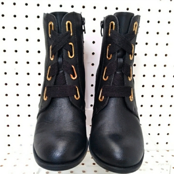 Black Women's Boots |Ankle Boots Comfort Round Toe Heel Height 3" Size 8 Medium - Picture 3 of 11